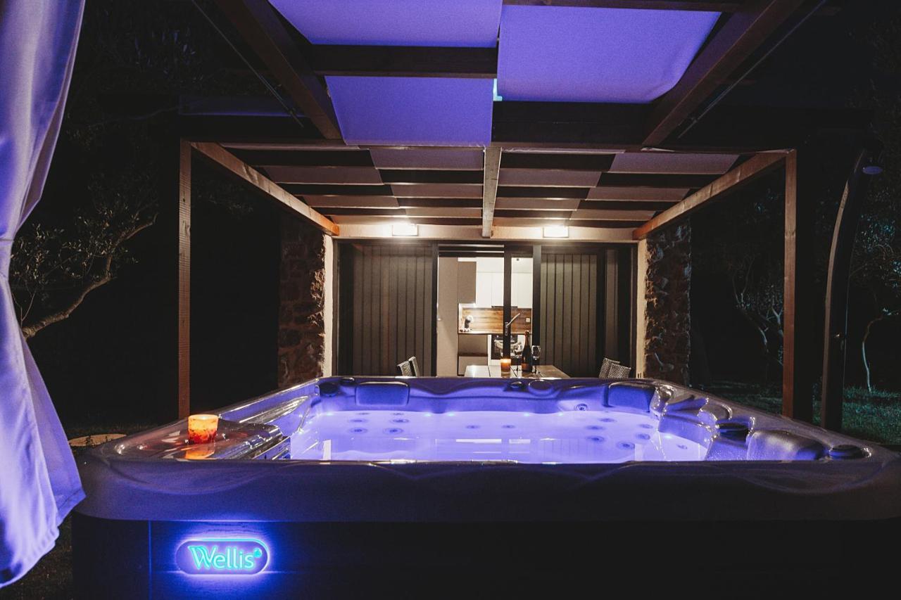 Capesanta Atraktivna Kamena Kucica Villa Lukoran ภายนอก รูปภาพ